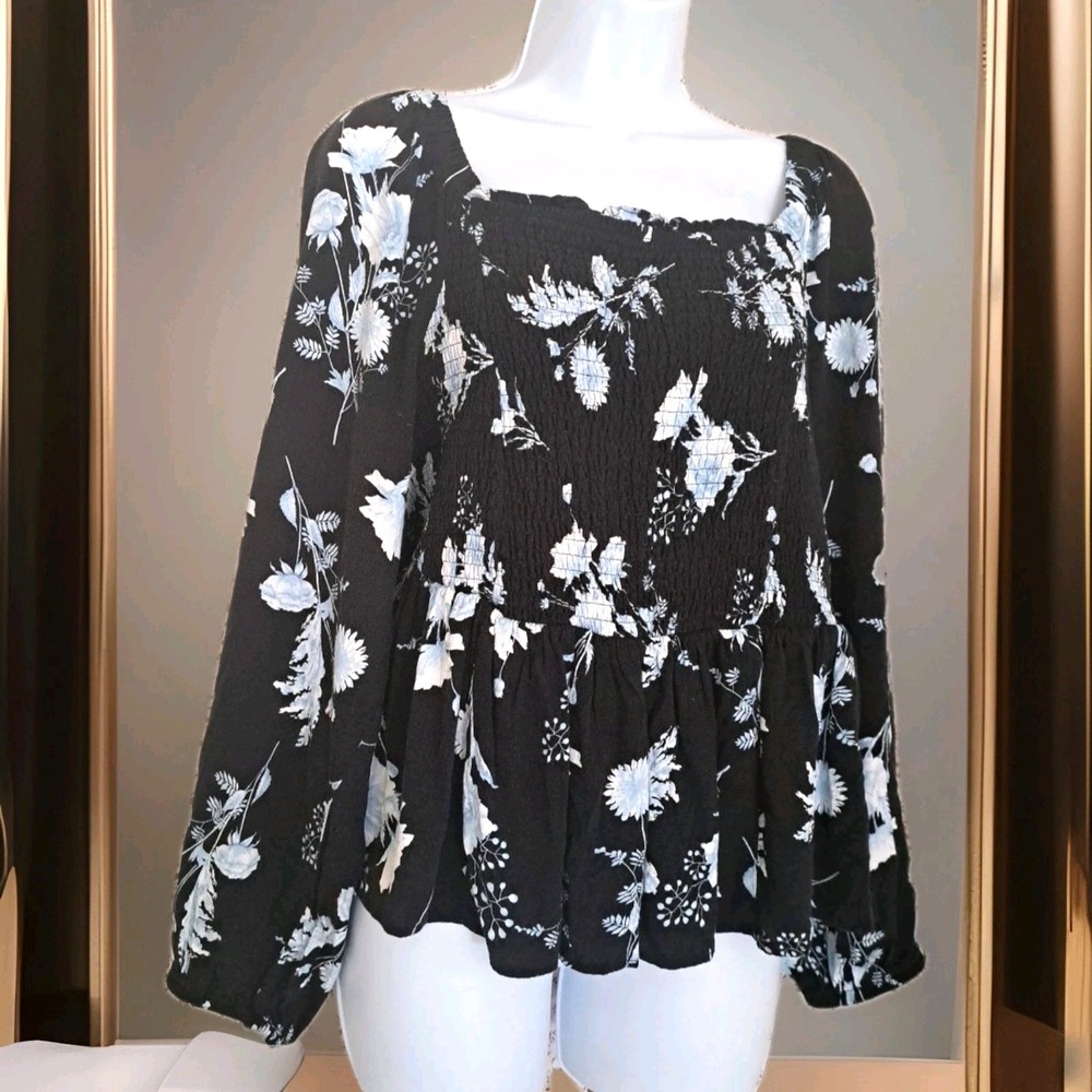Torrid Popover Top 2 Black Floral Smocked Long Sleeve Square Neck Peplum Lined